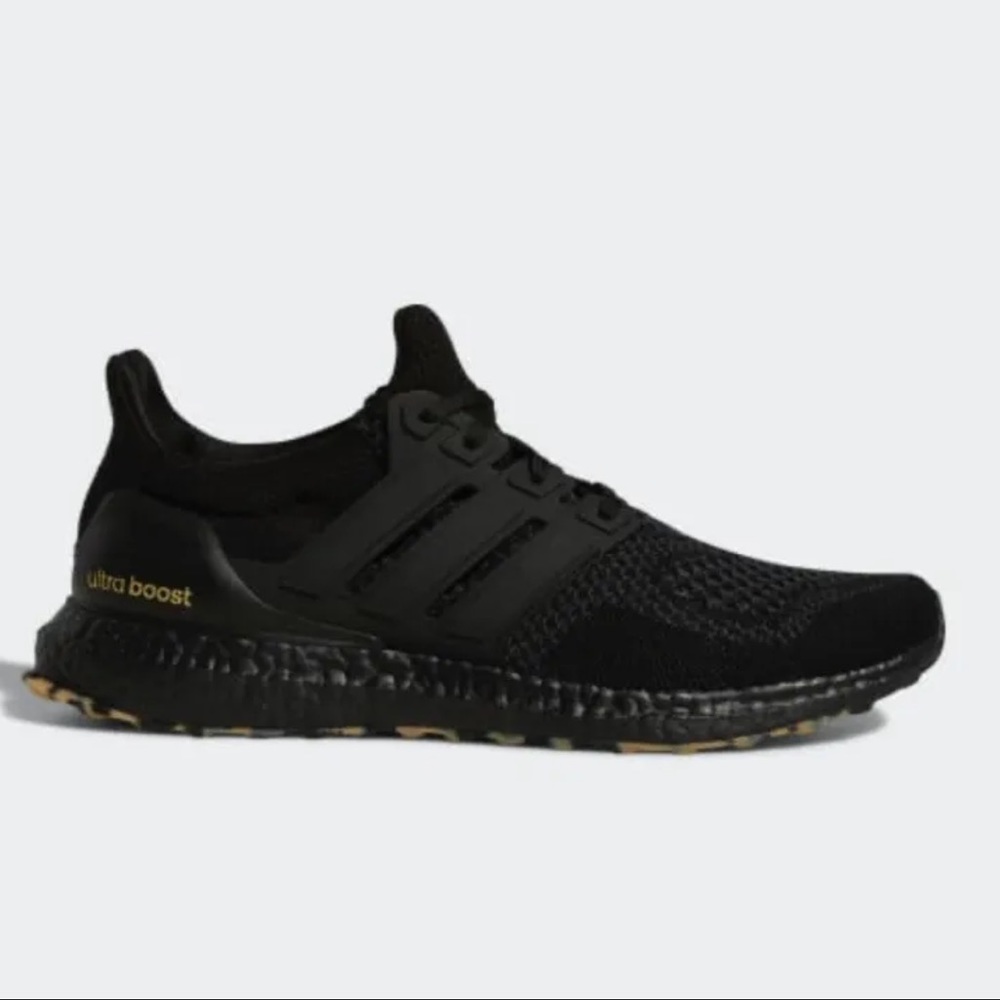 Ultraboost 1.0 Adidas New In Box Women’s 7 Men’s 6 Black GY9136